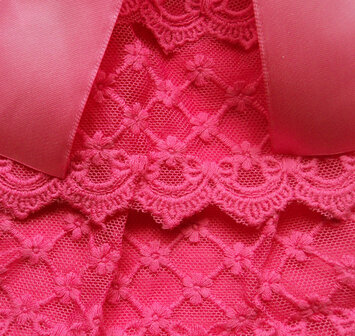 Tuniek &quot;MARIE LOUISE&quot; met kant en strik